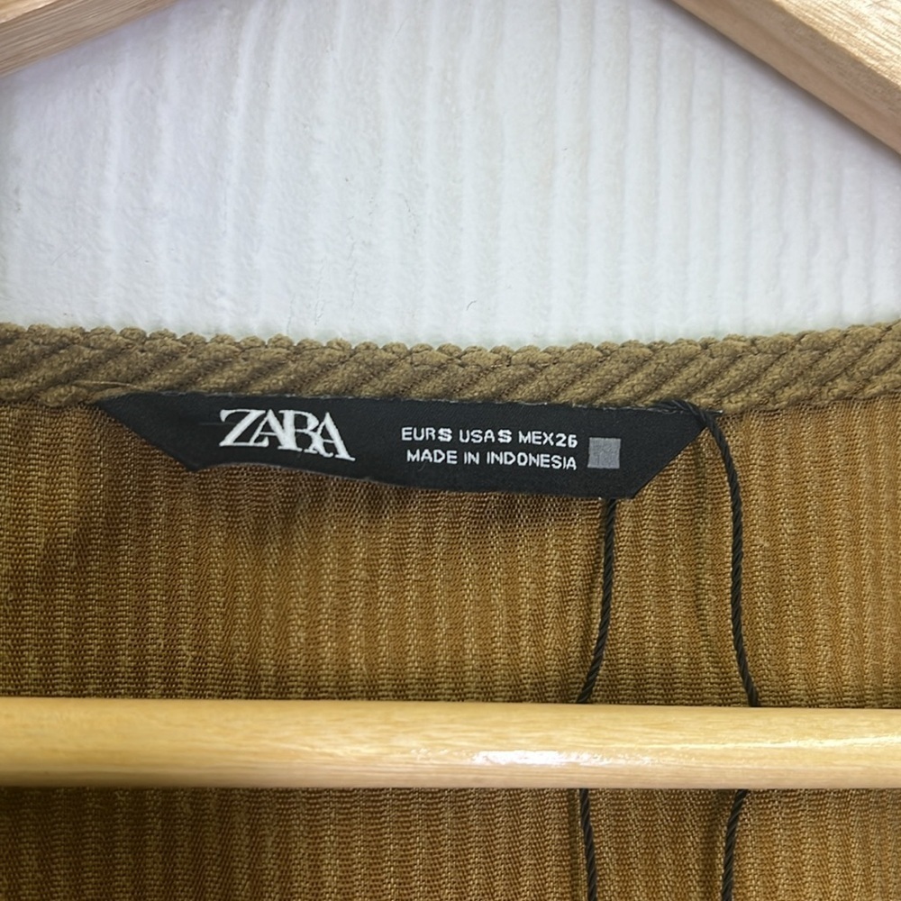 Zara - Dark Camel Corduroy Long Sleeve Large Button Crop Top Size Small - Picture 11 of 12